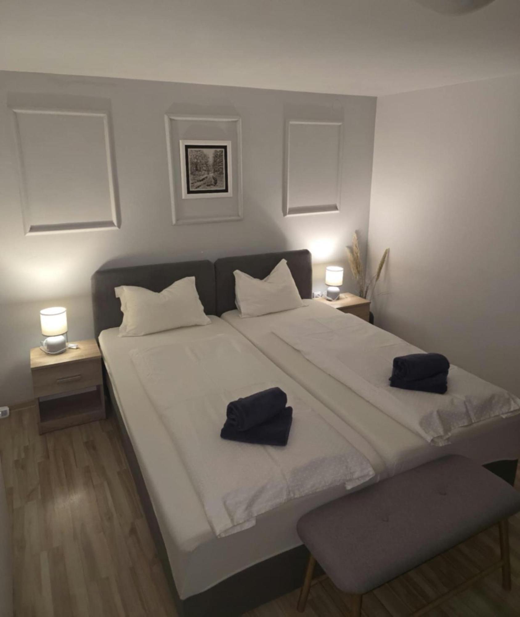 Apartmani Baotic Zupanja Exterior foto